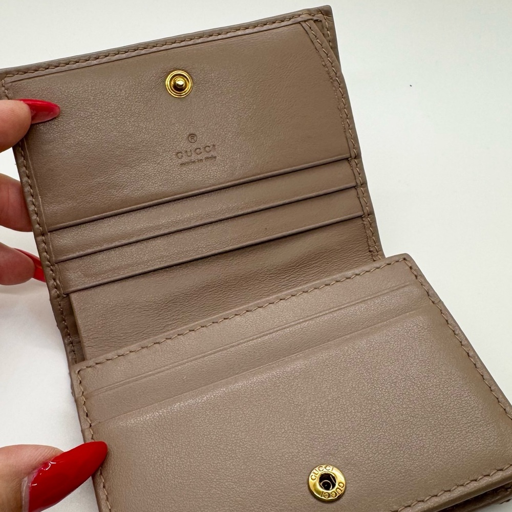 Gucci GG Marmont Card Case Wallet
Porcelain Rose - Picture 7 of 11